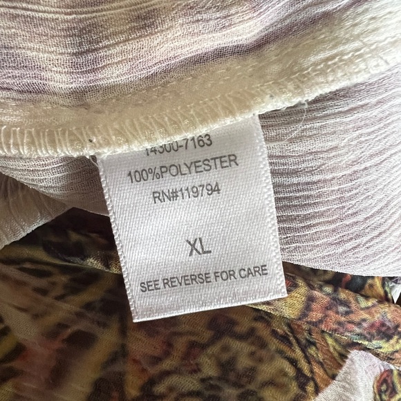 Summer Unity World Wear Batik Print Dress, XL - Picture 6 of 7